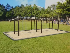 Columpio de acero de 4 asientos: 2 asientos con cinturón, 2 asientos planos para juego