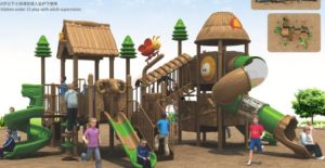 Parque infantil de ecoaventura con toboganes multinivel y temas forestales